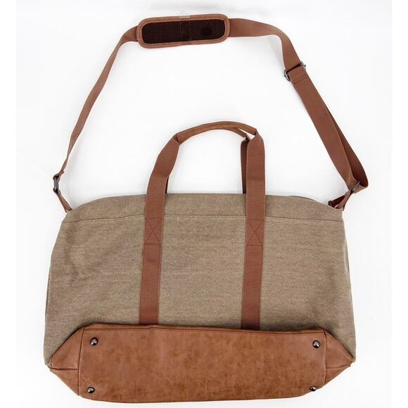 Buffalo David Bitton Messenger Weekender Travel Bag Canvas Cross Body NWT $139 - Picture 2 of 16
